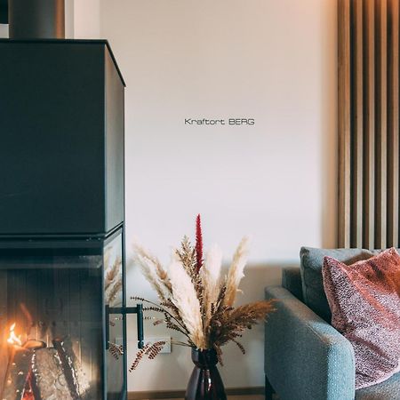 Boutique Chalets Alpi - Private Sauna & Cinema 加爾米施-帕滕基興 外观 照片