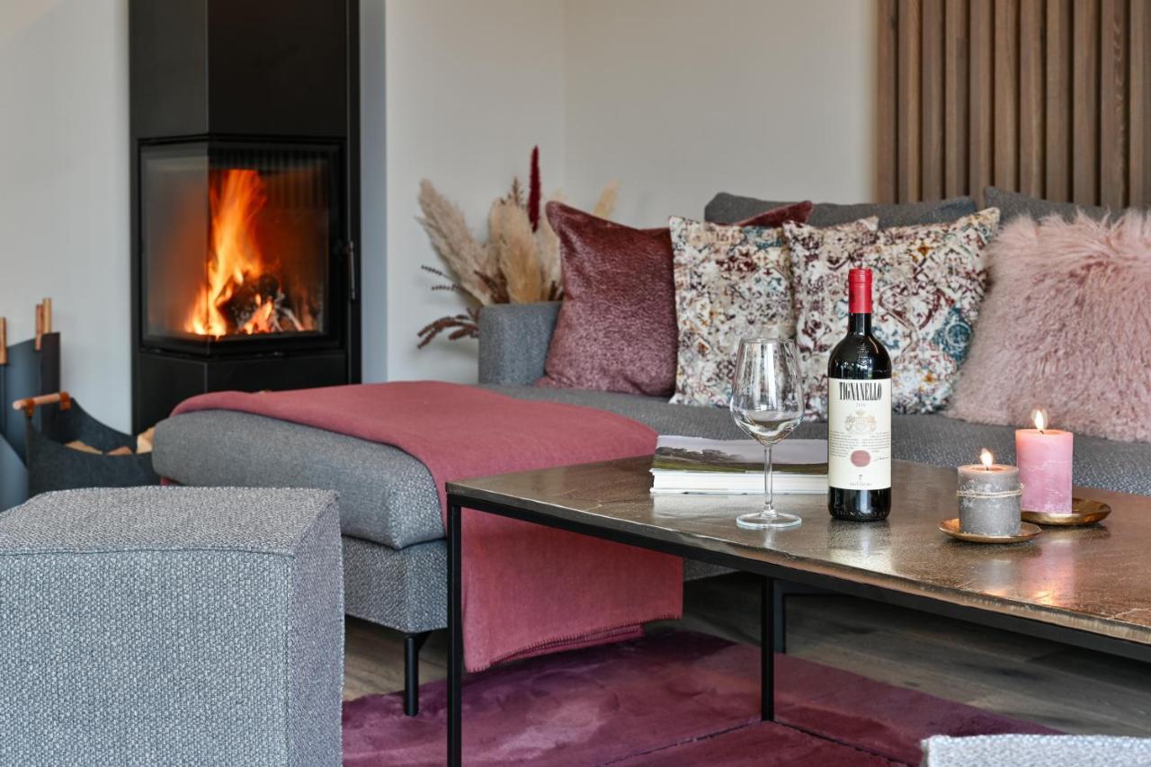 Boutique Chalets Alpi - Private Sauna & Cinema 加爾米施-帕滕基興 外观 照片