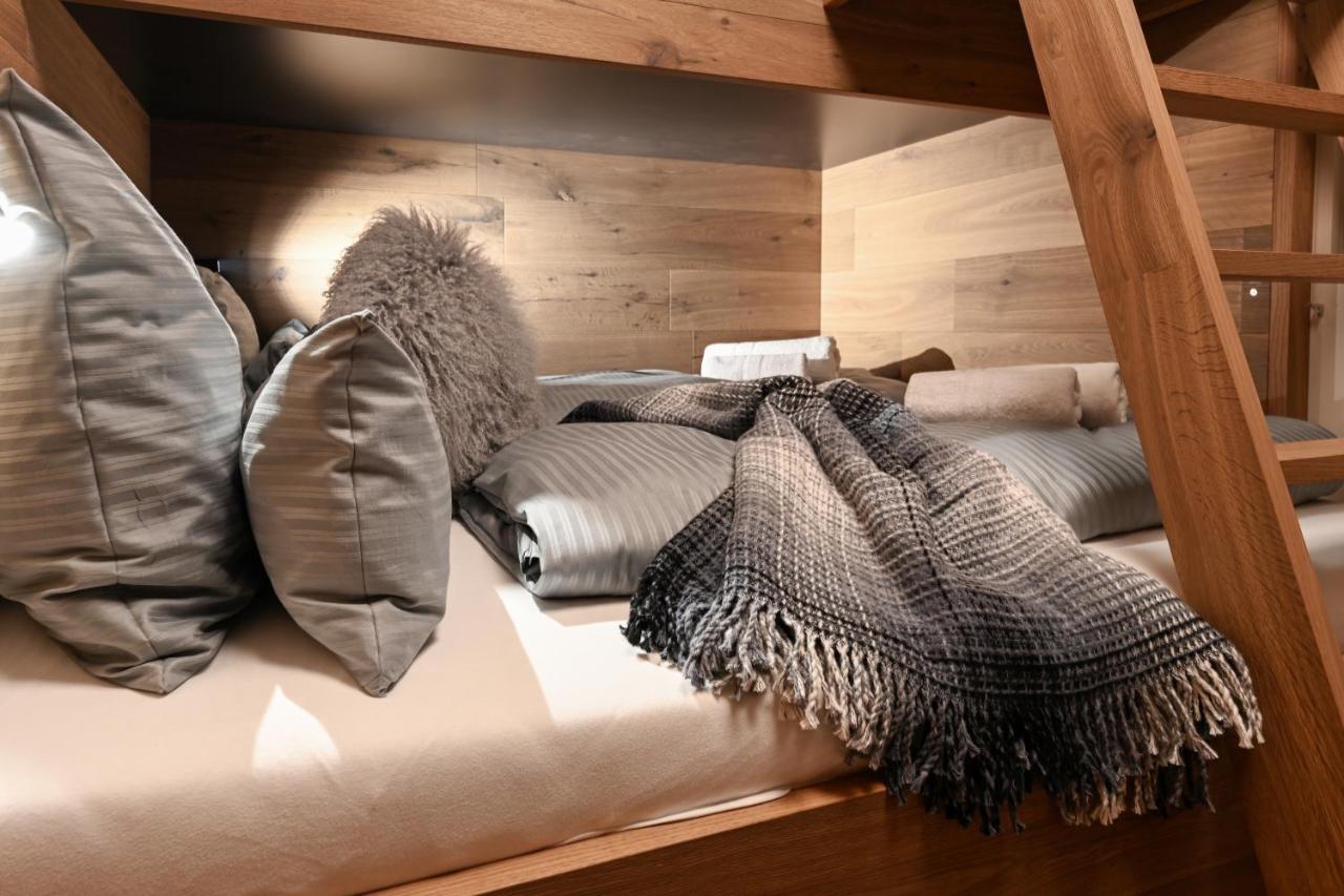 Boutique Chalets Alpi - Private Sauna & Cinema 加爾米施-帕滕基興 外观 照片