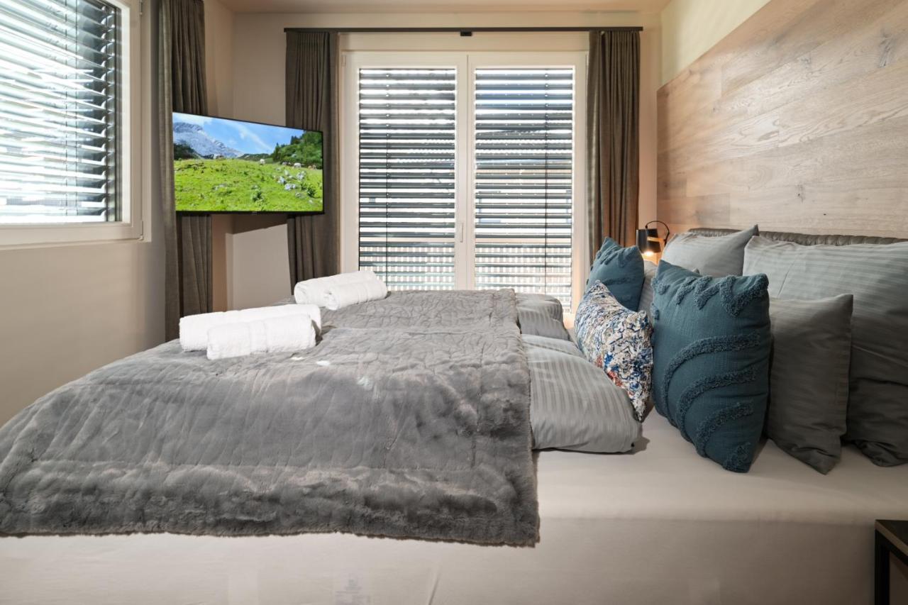 Boutique Chalets Alpi - Private Sauna & Cinema 加爾米施-帕滕基興 外观 照片