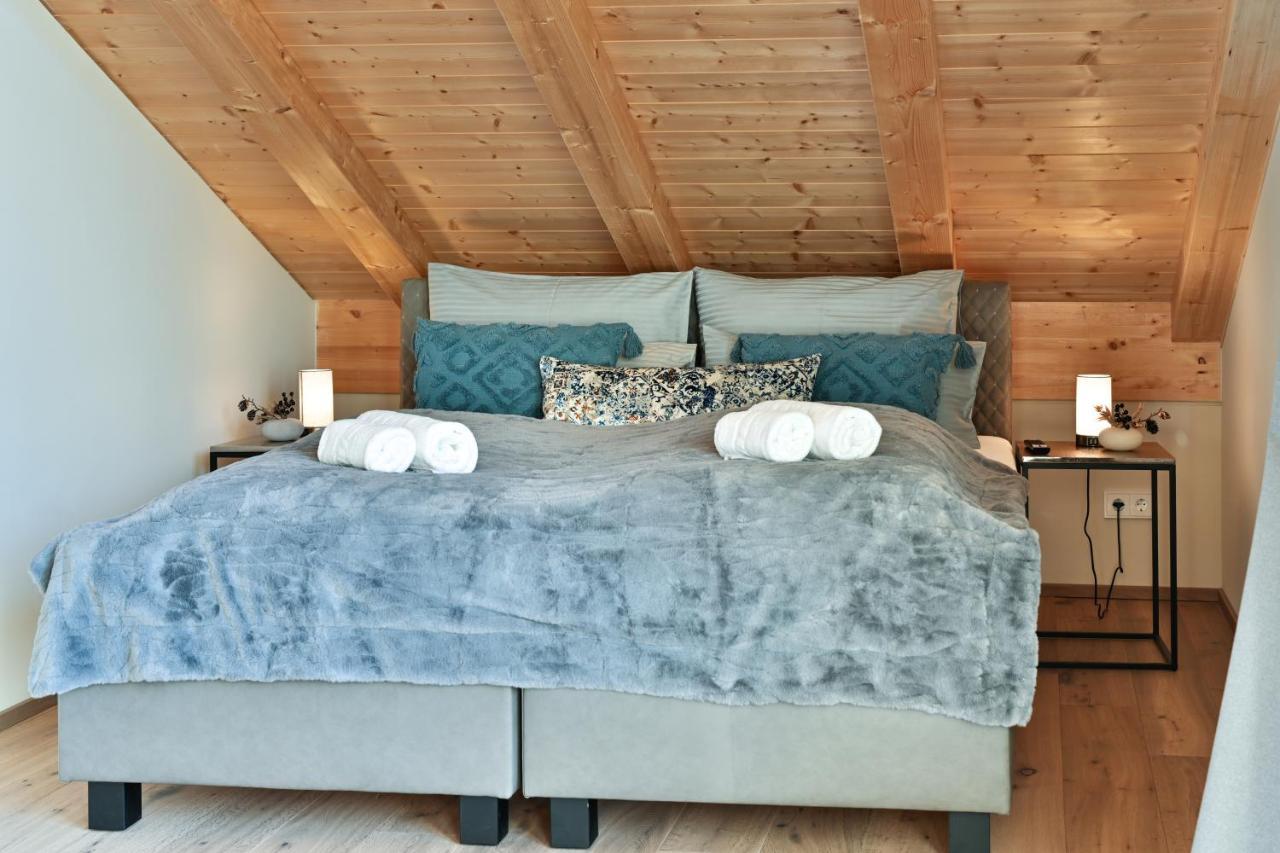Boutique Chalets Alpi - Private Sauna & Cinema 加爾米施-帕滕基興 外观 照片