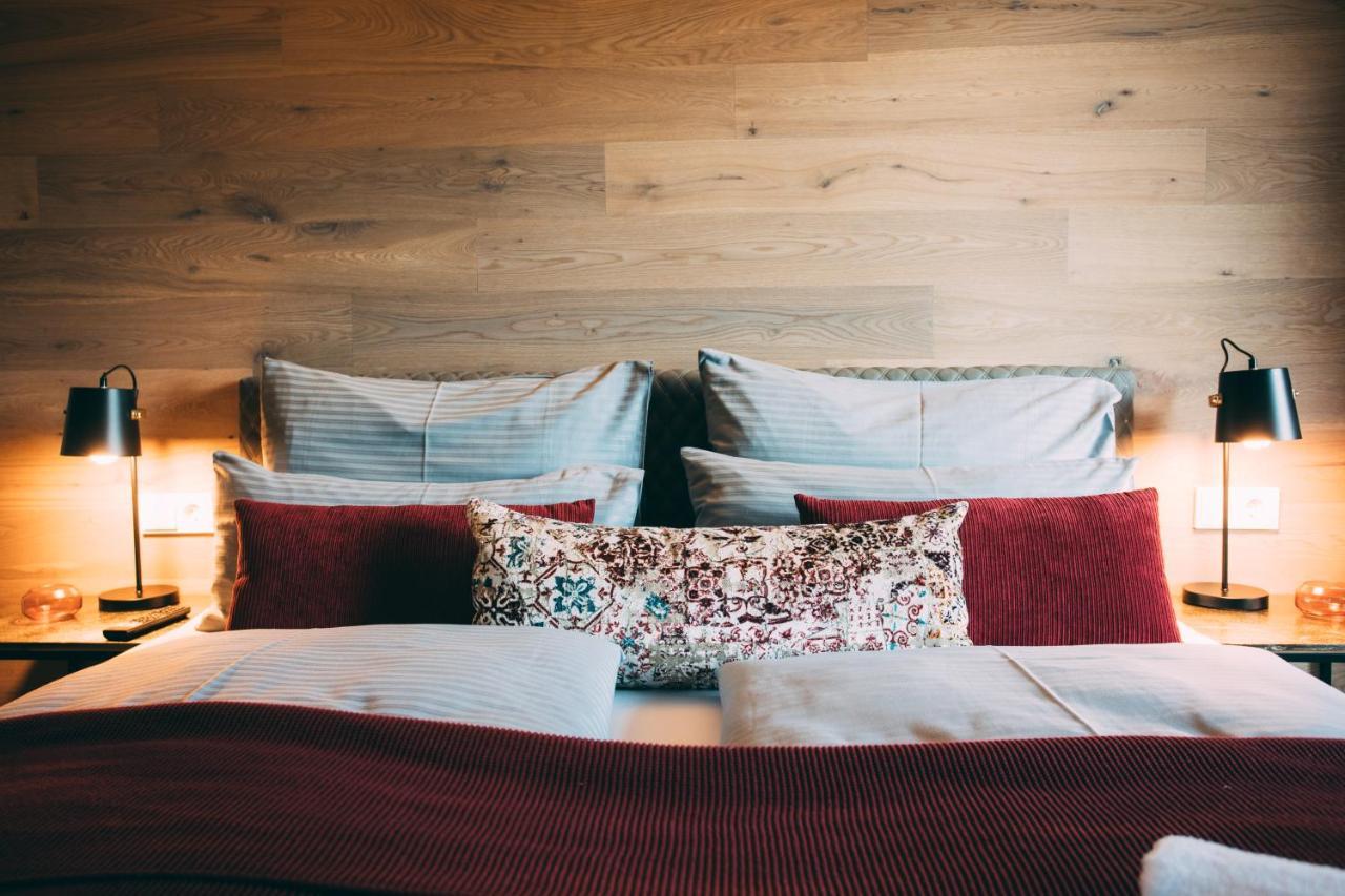 Boutique Chalets Alpi - Private Sauna & Cinema 加爾米施-帕滕基興 外观 照片