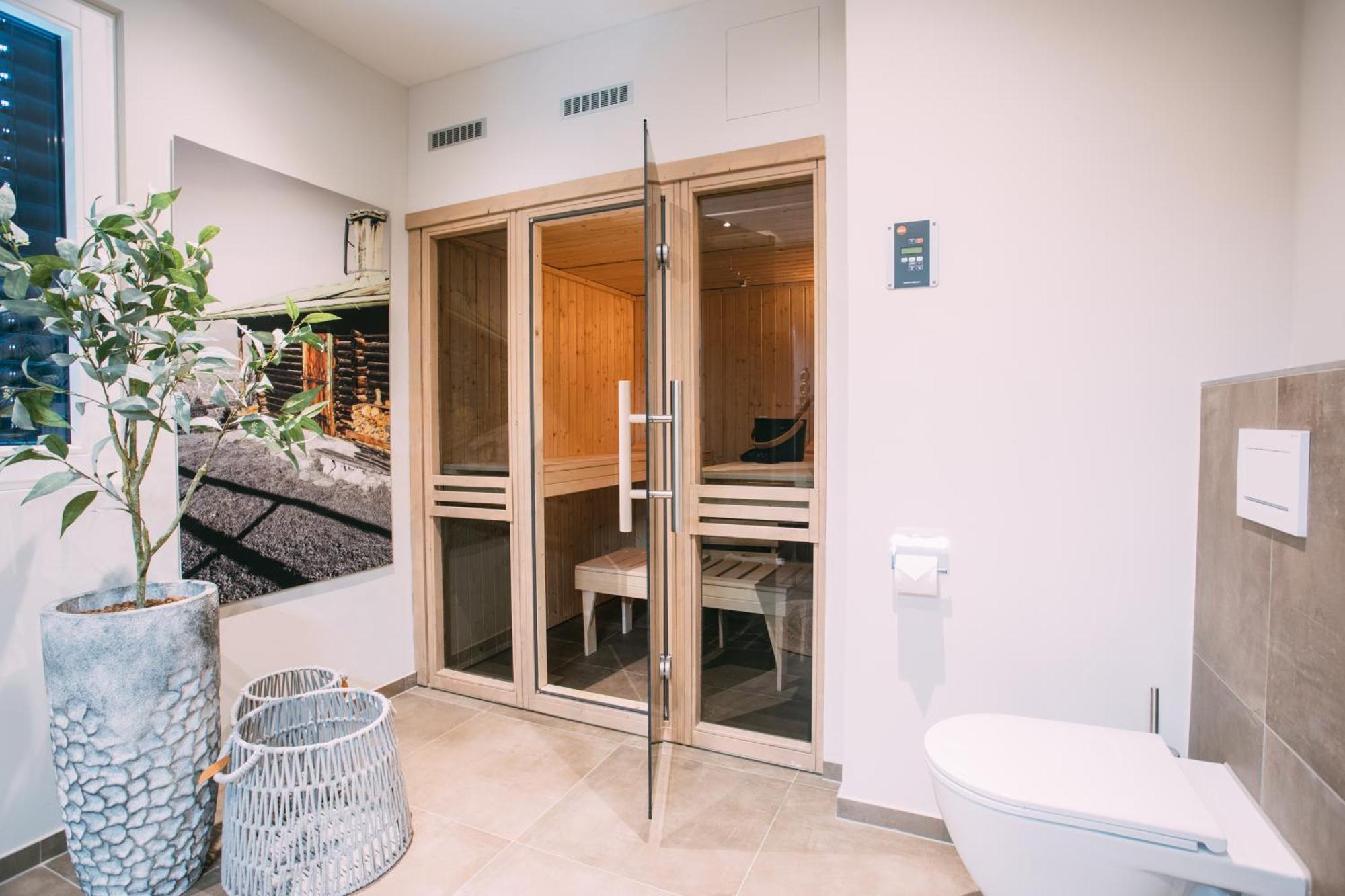 Boutique Chalets Alpi - Private Sauna & Cinema 加爾米施-帕滕基興 外观 照片